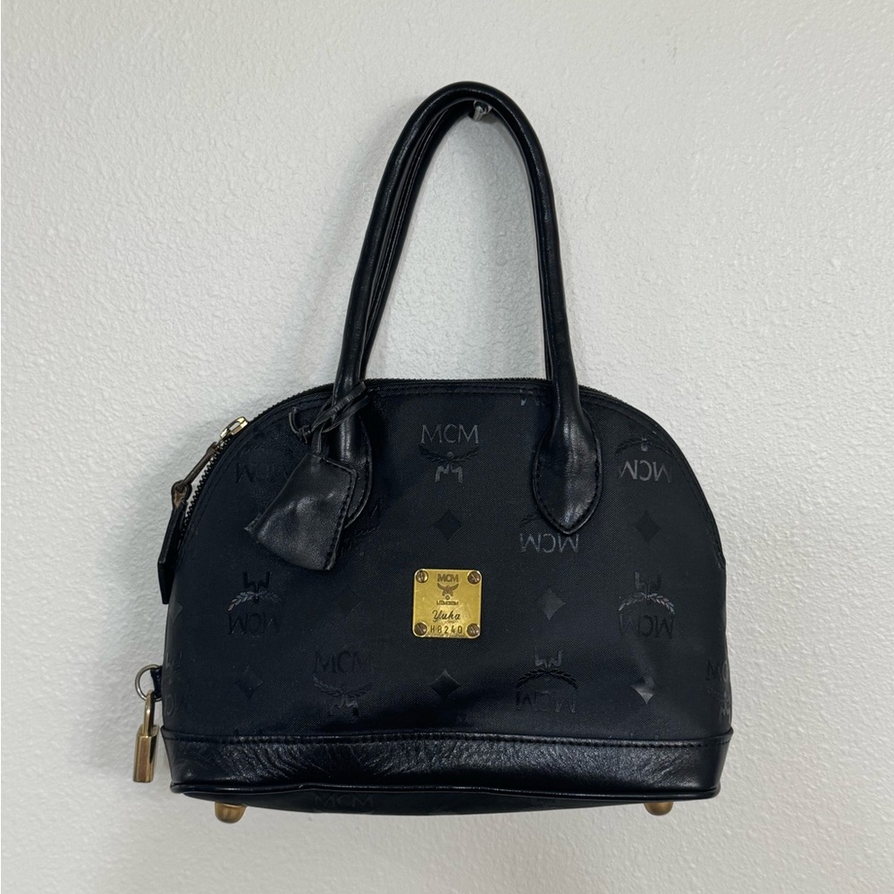 Authentic MCM Visetos Mini Tote handbag with padlock and keys - Picture 7 of 16